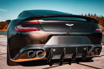 Carshooting , Aston Martin Vanquish W12, 